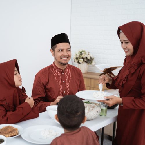 Kunci Keutamaan Keluarga Bahagia dalam Perspektif Islam